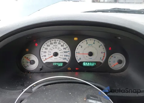 2005 Chrysler Town & Country Touring from USA, damaged, VIN 2C4GP54L95R165344